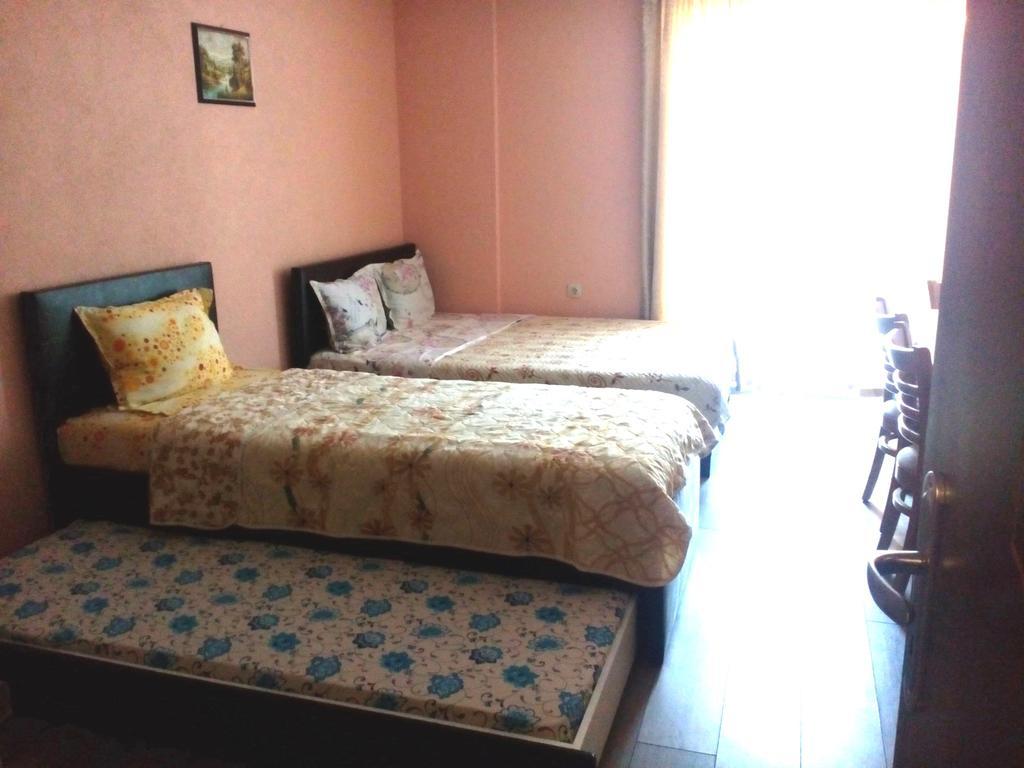Studio Manushev Sandanski Ngoại thất bức ảnh